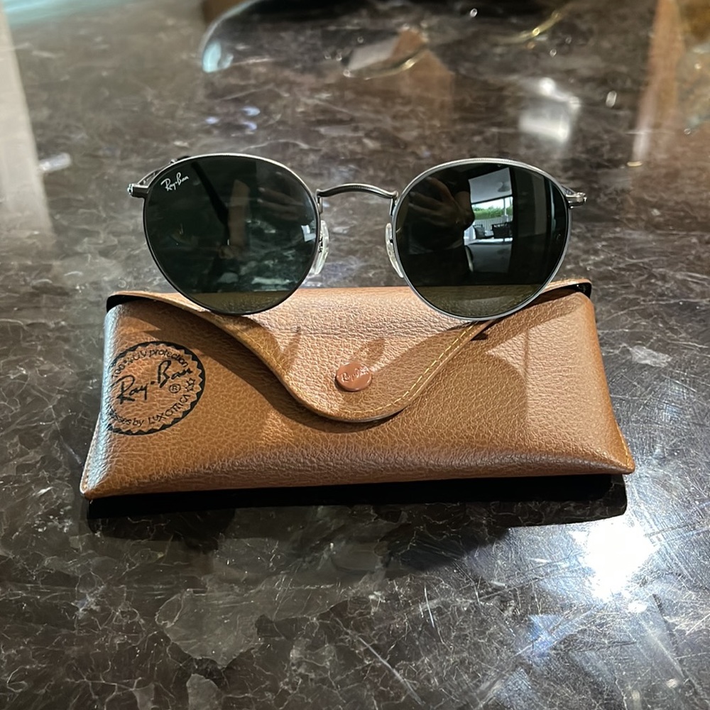 RAY-BAN Sunglasses - Picture 3 of 4